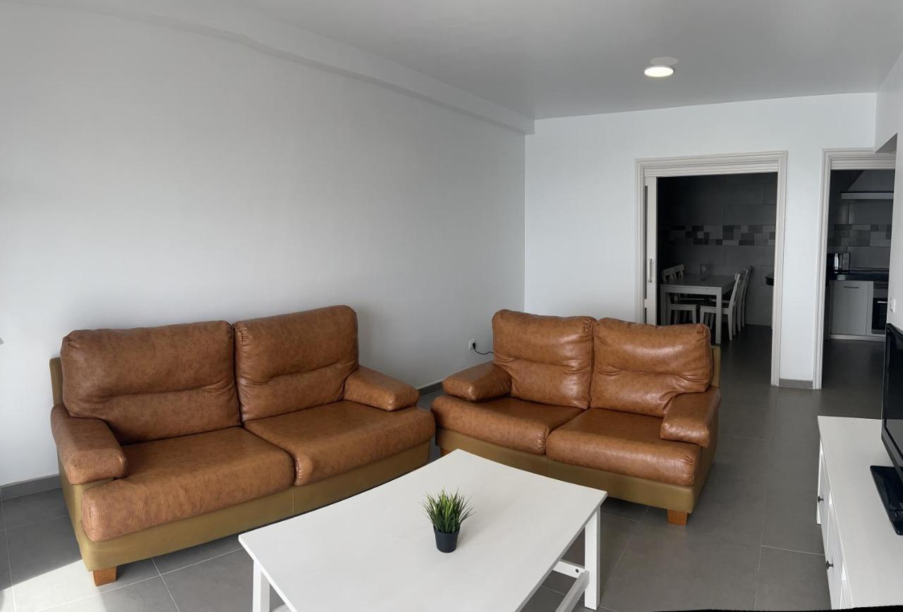 Edificio Playa Chica Apartment El Médano Екстериор снимка